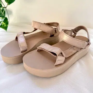 테바 통굽 샌들 플랫포름 유니버셜 가죽 25cm