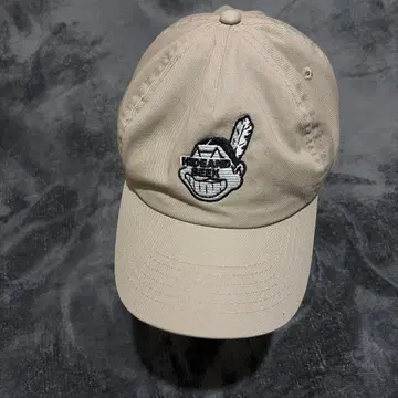 새상품! 하이드 앤 시크 Indian Baseball Cap 캡
