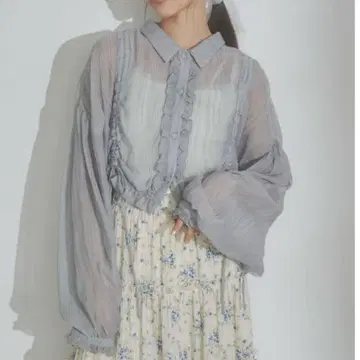 merry jenny 메리제니 시어 드로스트 숏 블라우스