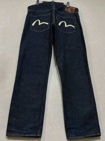 에비수 에비수 TIGER PRESHRUNK 갈매기 페인트 데님 팬츠