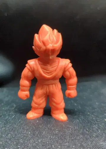 반다이 드래곤볼 Z 파트 14 240 슈퍼 사이어인 손오공 P 빨간색