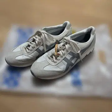 오니츠카타이거 스니커즈 27.5cm