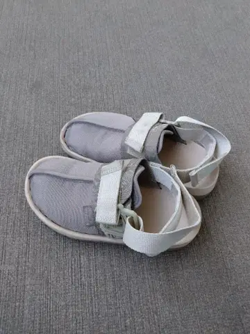 Jurassic World Dominion x Reebok Beatnik