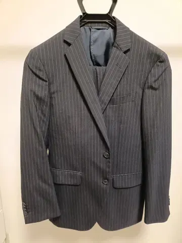 THE SUIT COMPANY 네이비 스트라이프 수트