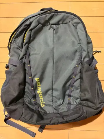 파타고니아 백팩 그레이