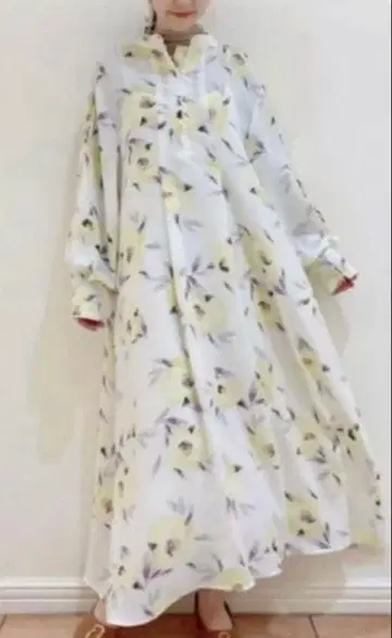 새상품급 [ LILY BROWN ] 플라워 프린트 롱 원피스