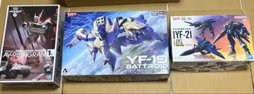 프라모델 3세트 마크로스 플러스: YF19 YF21 파트레이버: 인그램