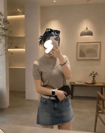 GYDA 베이지 반팔 니트