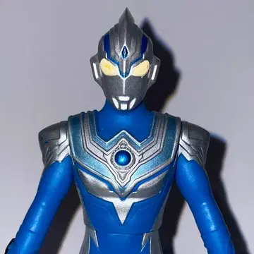 울트라 히어로 소프트 비닐 울트라맨 후마