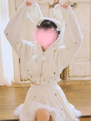 Ank Rouge 토끼 비쥬 후드티 스커트 셋업