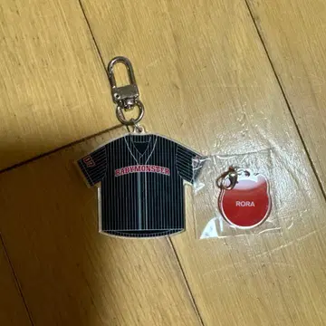 BABYMONSTER BATTER UP 아크릴 키링 로라