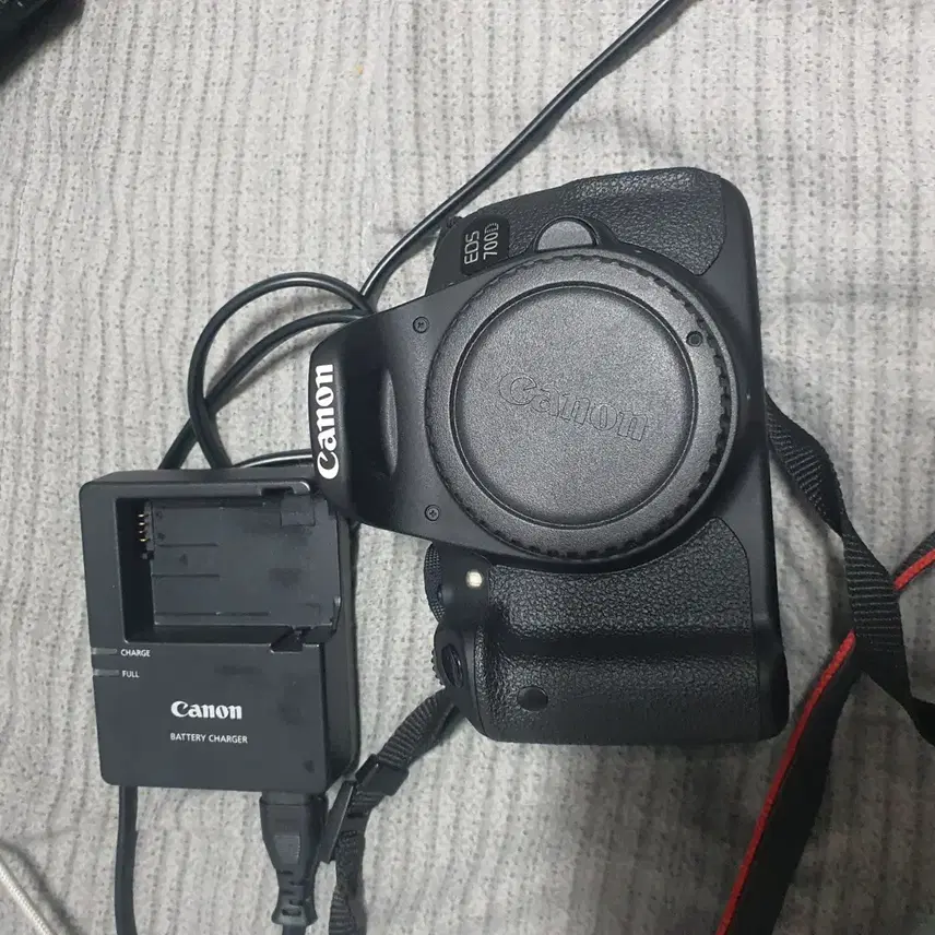 캐논 EOS 700D 카메라 바디