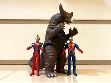 소프트 비닐 울트라맨 고모라, 울트라맨 저스티스, 울트라맨 코스모스