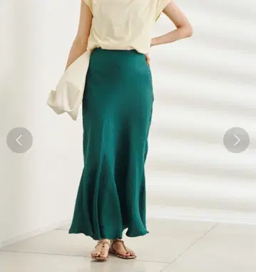 DOUDOU 브라이트 레이온 새틴 스커트