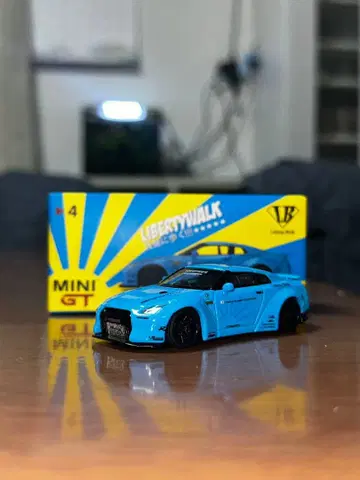 초판 해외판 MINIGT 리버티 워크 GTR35 1/64 미니카