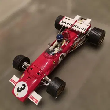 페라리 F1 자동차 1/18 스케일