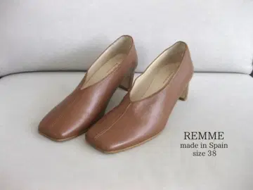 새상품급 스페인산 REMME 펌프스 가죽 38 BROWN 스퀘어토