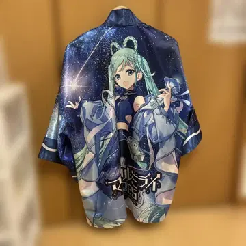 매지컬 미라이 2025 메인 비주얼 축제 의상