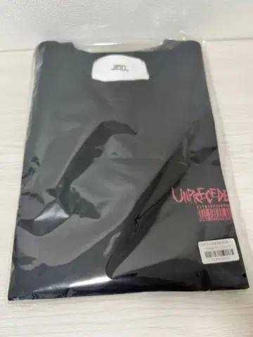 UPD'T UNPRECEDENTED 티셔츠 2종 세트