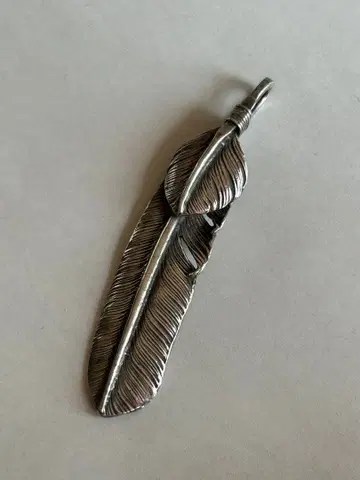 퍼스트 애로우즈 하트 페더 부착 페더 L