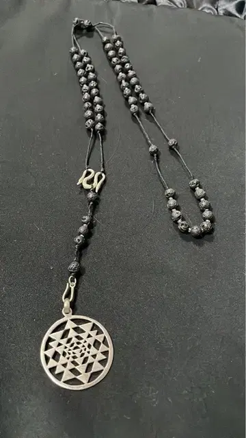 슈리얀트라 용암 목걸이 파워스톤 요가 목걸이 YOGA