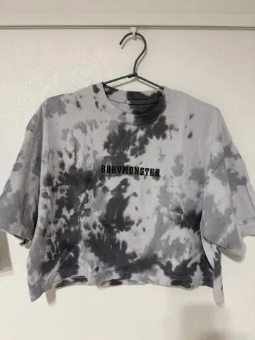 BABYMONSTER 타이다이 T셔츠 그레이 반팔 short 기장