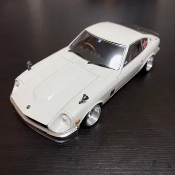 교쇼 닛산 페어레이디 Z 1/18