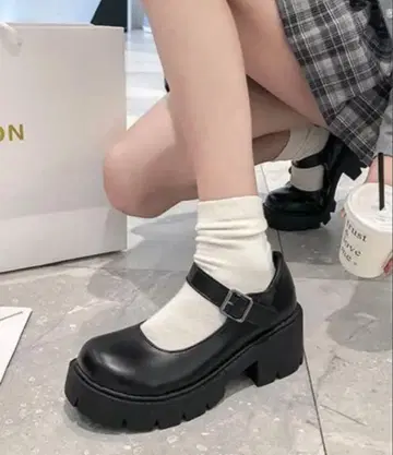 c.u.l 경량 스트랩 통굽 메리 제인 슈즈 culs54