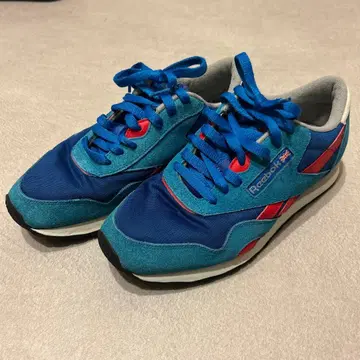 리복 스니커즈 클래식 나일론