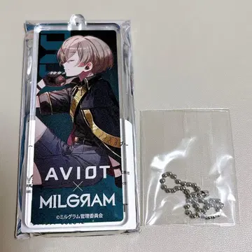 MILGRAM 밀그램 AVIOT 아크릴 키링 에스