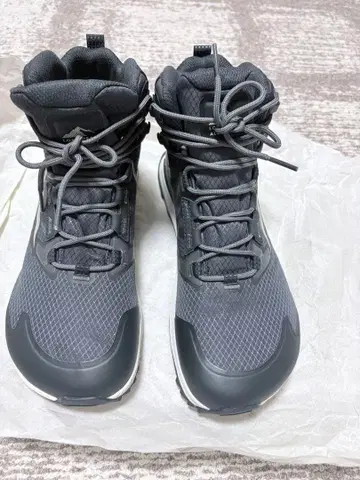 AL0A7R7J000 그레이 등산화 US 8