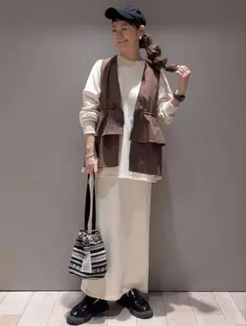 LEPSIM 310 기획 맨투맨 내로우 스커트 내추럴 미개봉 새상품