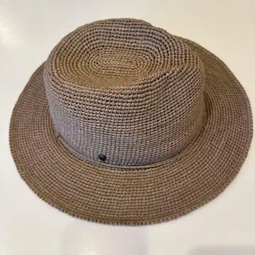 베이지 스트로우 보터 햇