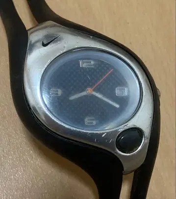 나이키 트라이악스 손목시계 TRIAX SWIFT WR0078