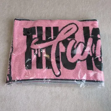 TWICE 모모 머플러 타월 미개봉 새상품 THIS IS FOR MOMO