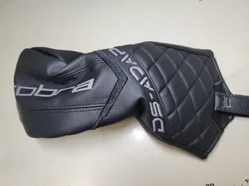 Cobra DS 블랙 골프헤드커버