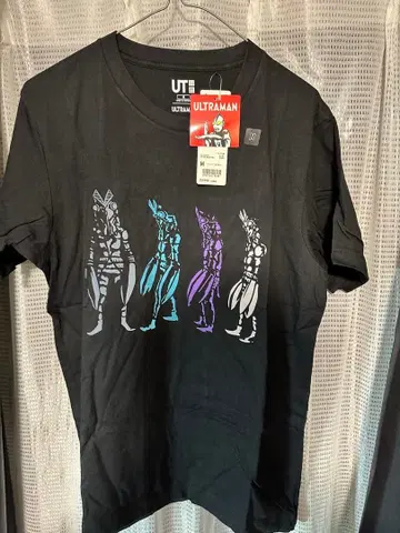 [ 새상품 ] UNIQLO 울트라맨 발탄 성인 T셔츠 M사이즈
