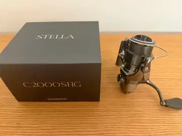 시마노 22 스텔라 C2000SHG 스피닝 릴