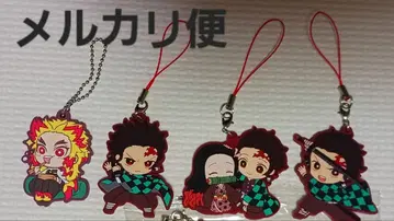 귀멸의 칼날 탄지로 네즈코 렌고쿠 쿄쥬로 러버 스트랩 묶음 판매