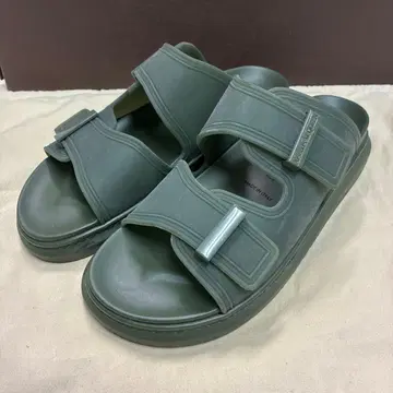 ALEXANDER MCQUEEN 샌들 카키