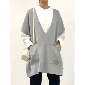 BEARDSLEY 비어즐리 V넥 니트 베스트