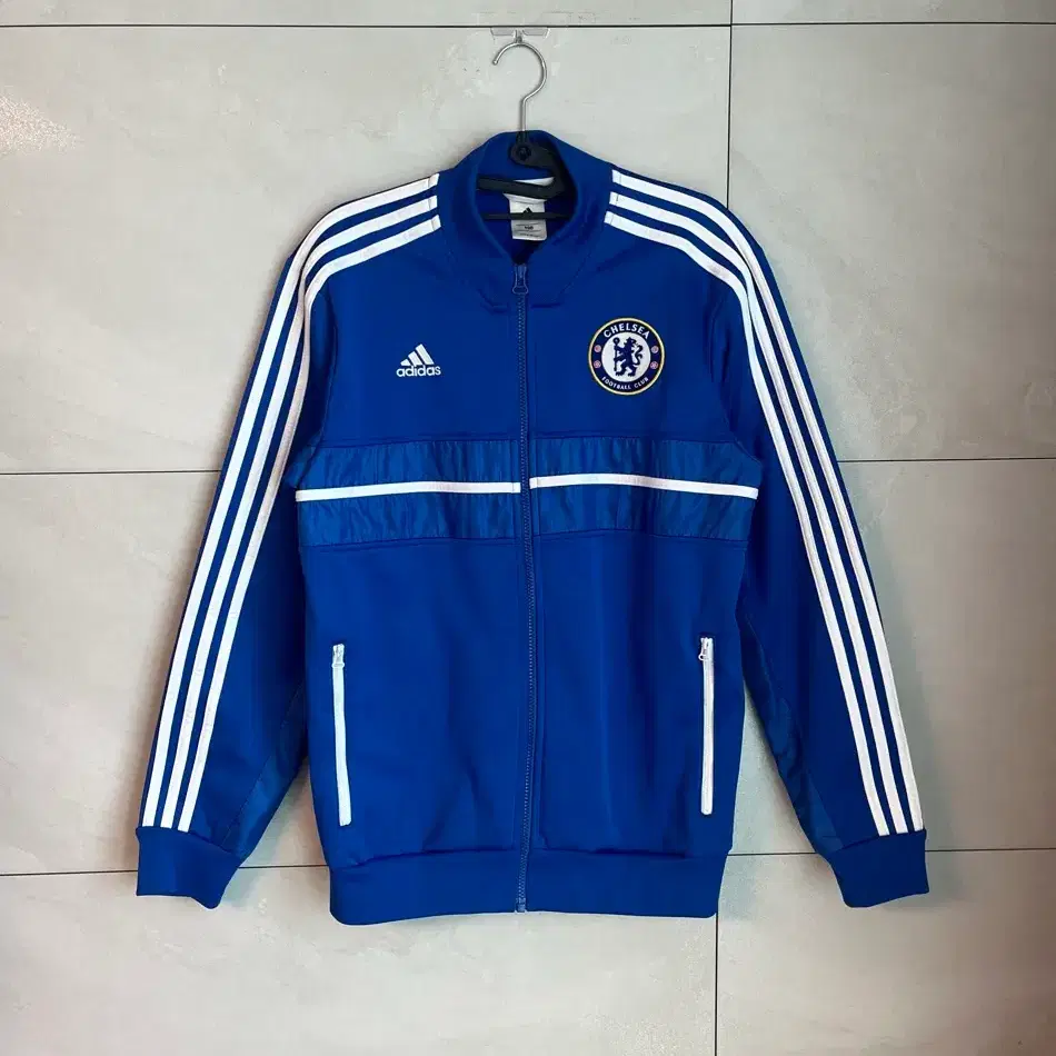 Items Similar to Adidas 15-16 Chelsea FC Training Jersey 95