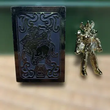 세인트 세이야 골드 피규어 약 10cm