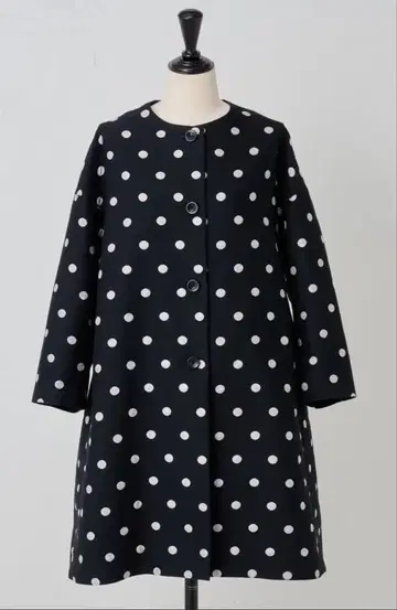 BEARDSLEY (비어즐리) 도트 코트 새상품