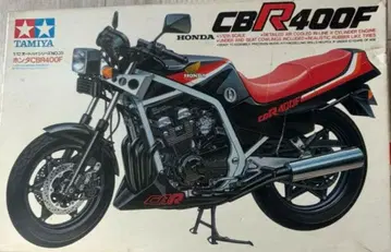 CBR400F 레진/정품 부품 등 있습니다! 댓글 주세요!