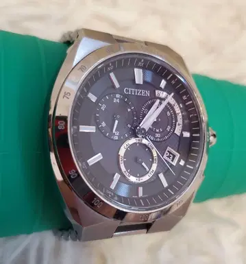 새상품급 CITIZEN 아테사 AT3010-55E 손목시계 전파 티타늄