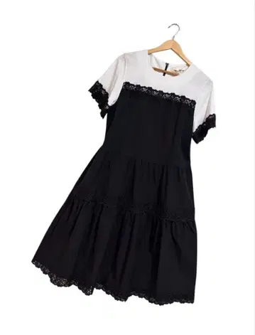 2025 SS 슈퍼 뷰티 가슴 절개 레이스 사용 반팔 원피스 44