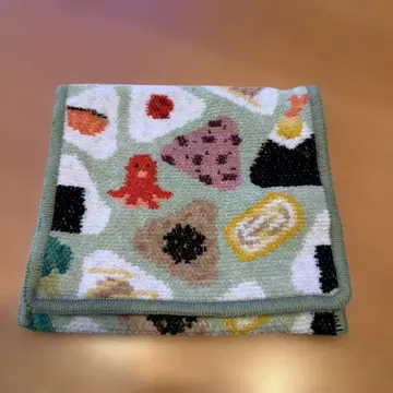 러브러리 바이 페이러 오무스비 코로린 손수건 파우치