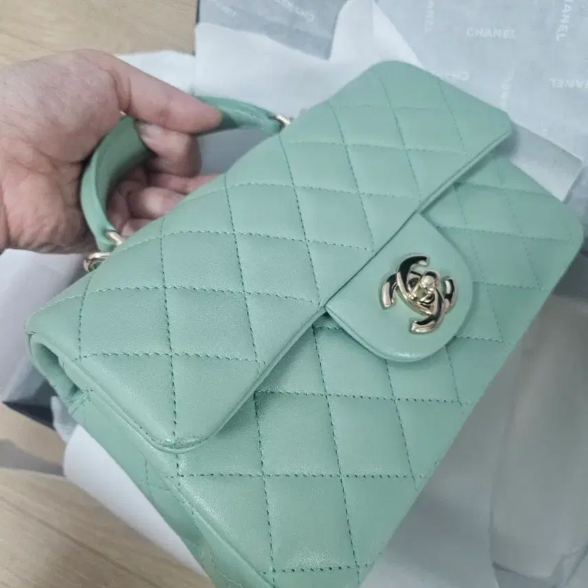 샤넬 정품)샤넬 뉴미니 탑핸들 사진 5