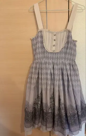 axes femme kawaii 로즈 캐슬 패턴 원피스